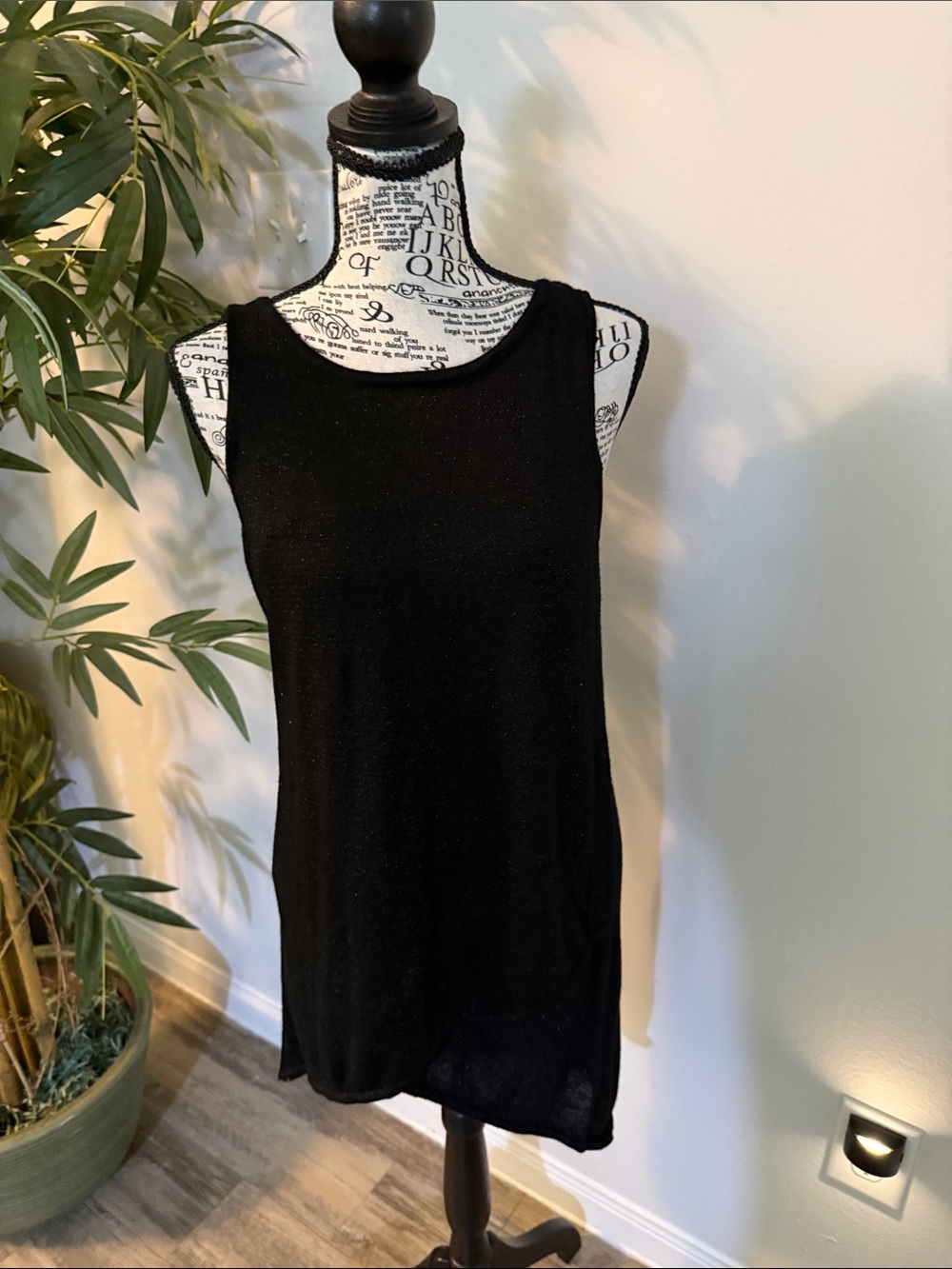 Melissa Paige Black Sleeveless Knit Tank